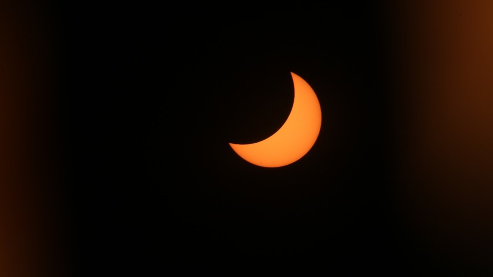 Éclipse partielle de Soleil