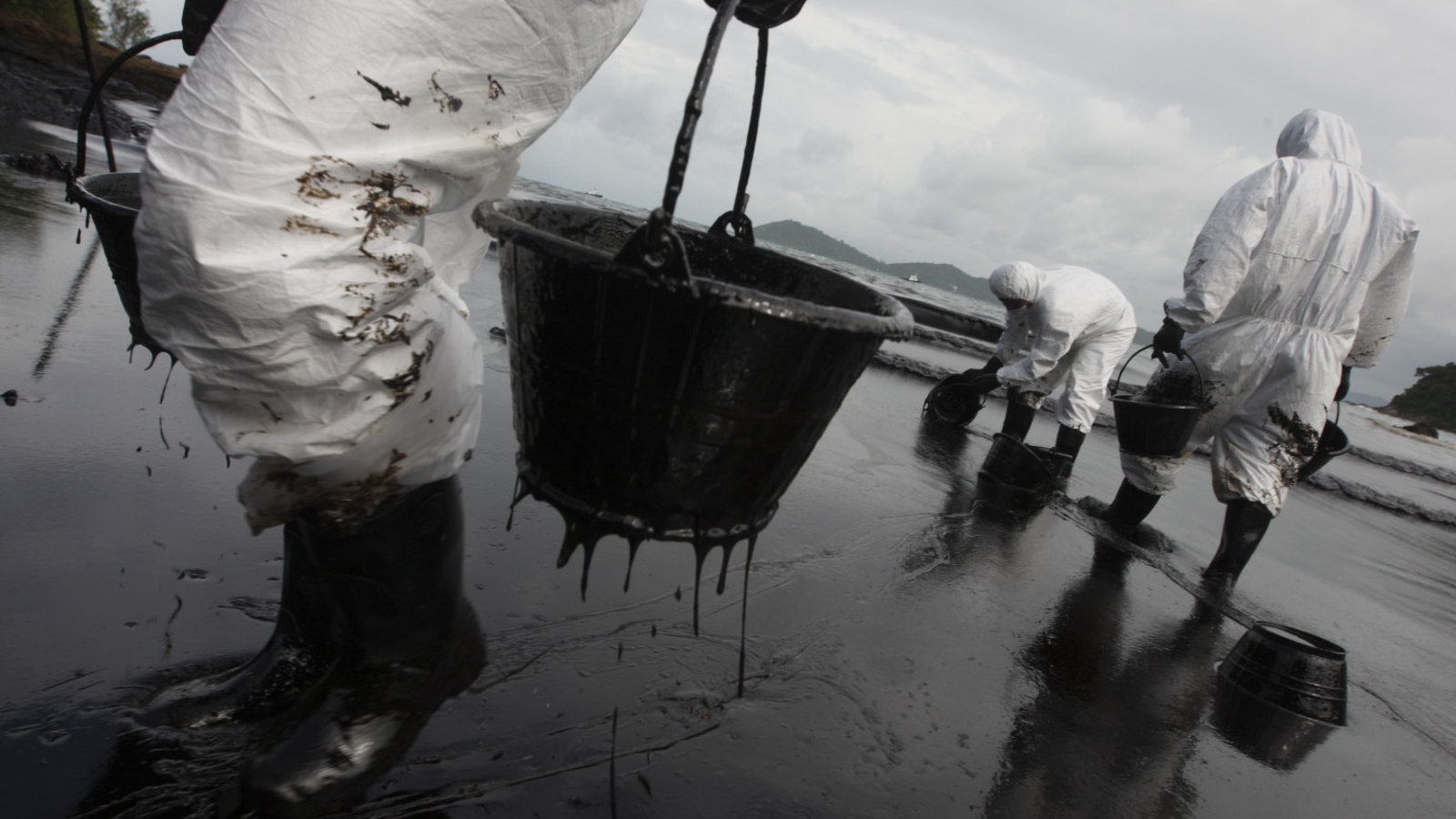 pollution-plage-petrole