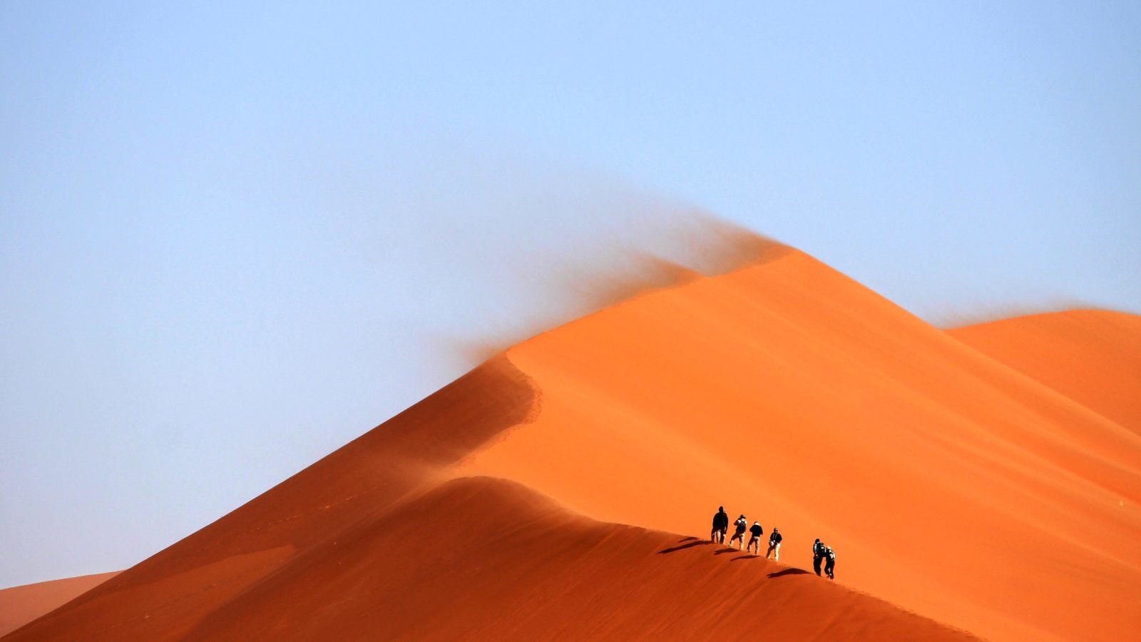 Capsule Pascal Le Sahara avance à grands pas.jpg (89.35 Ko) 