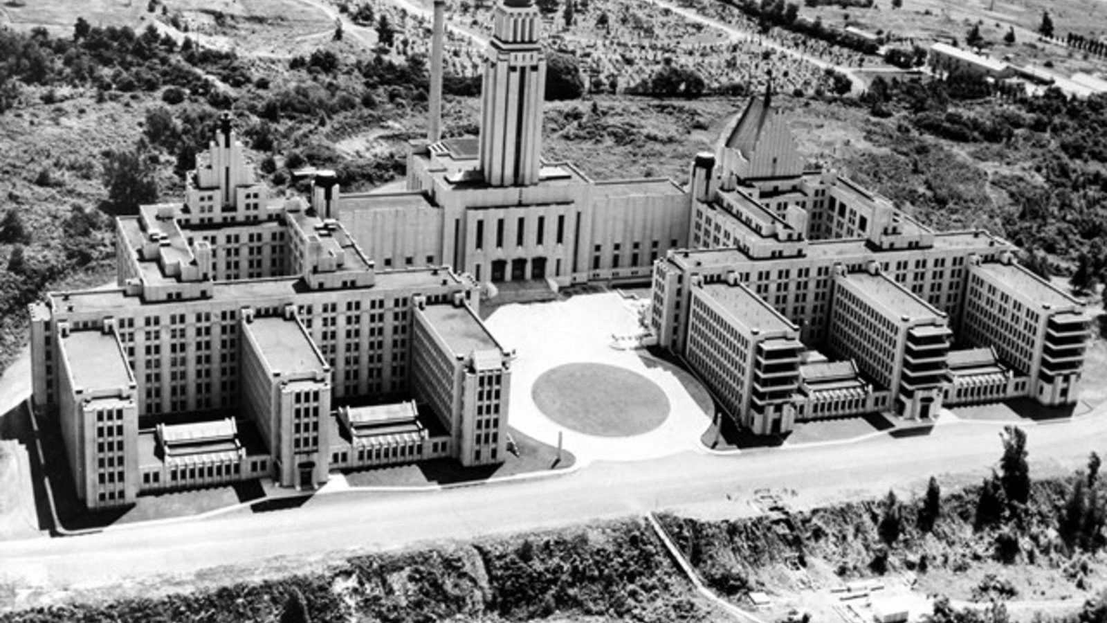 Pavillon_Roger_Gaudry1963.jpg