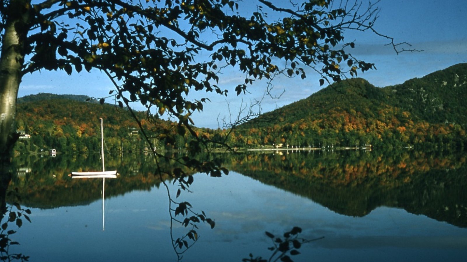 lac-Laurentides.jpg