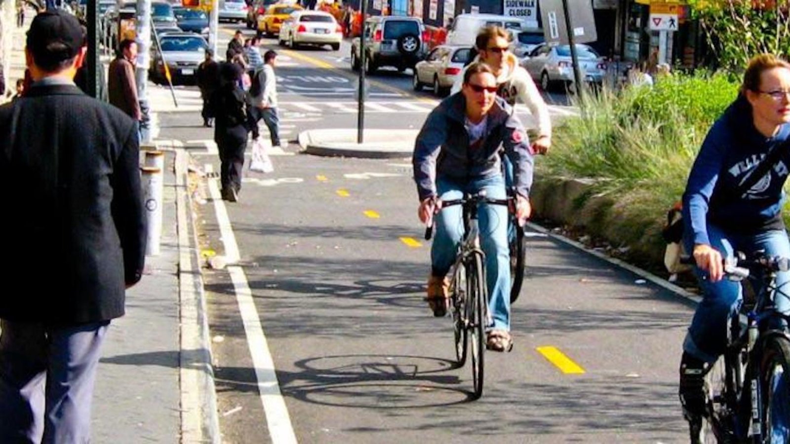 rue-cyclistes-pietons.jpg