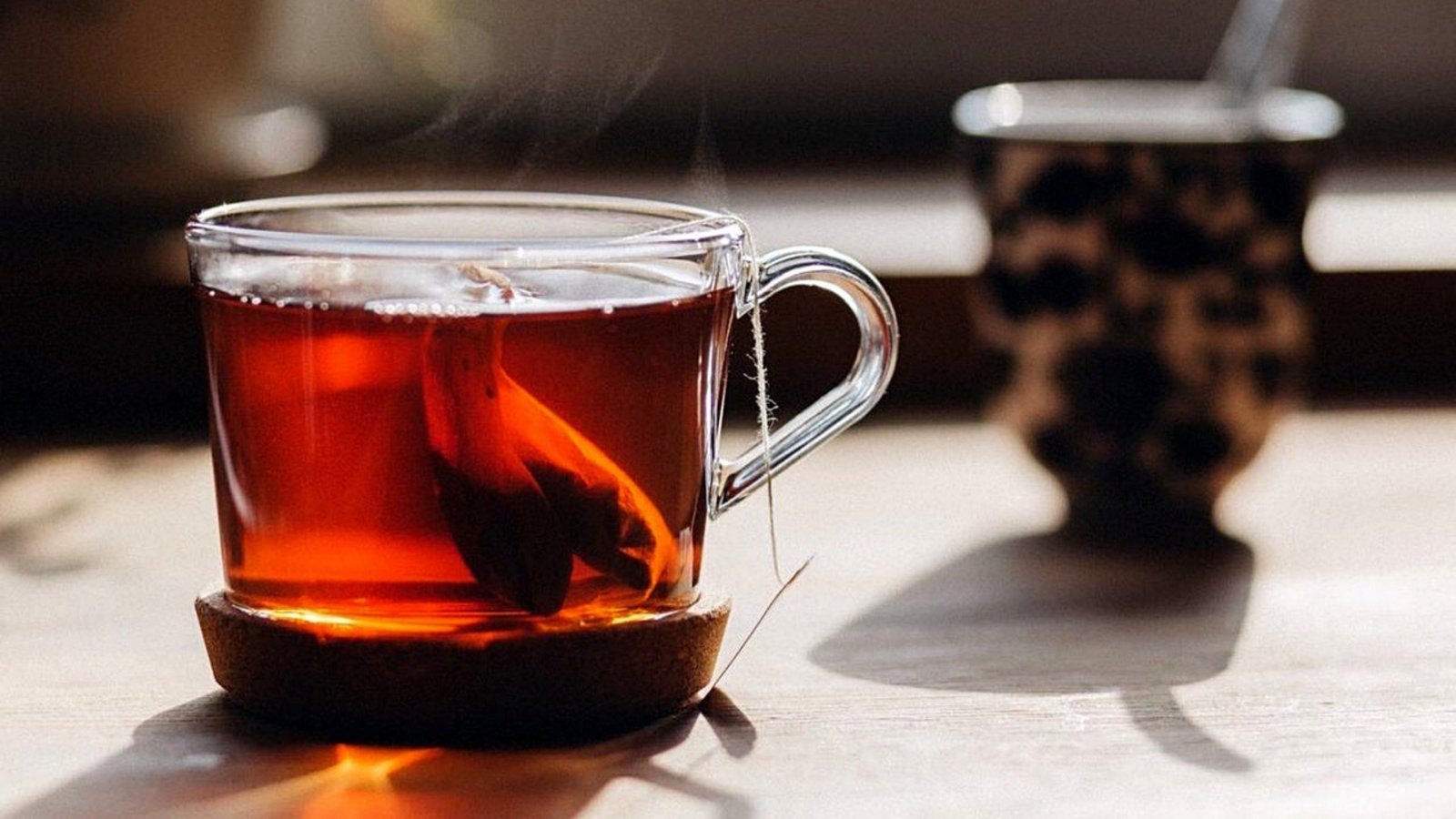 Le thé excite moins que le café? Vrai