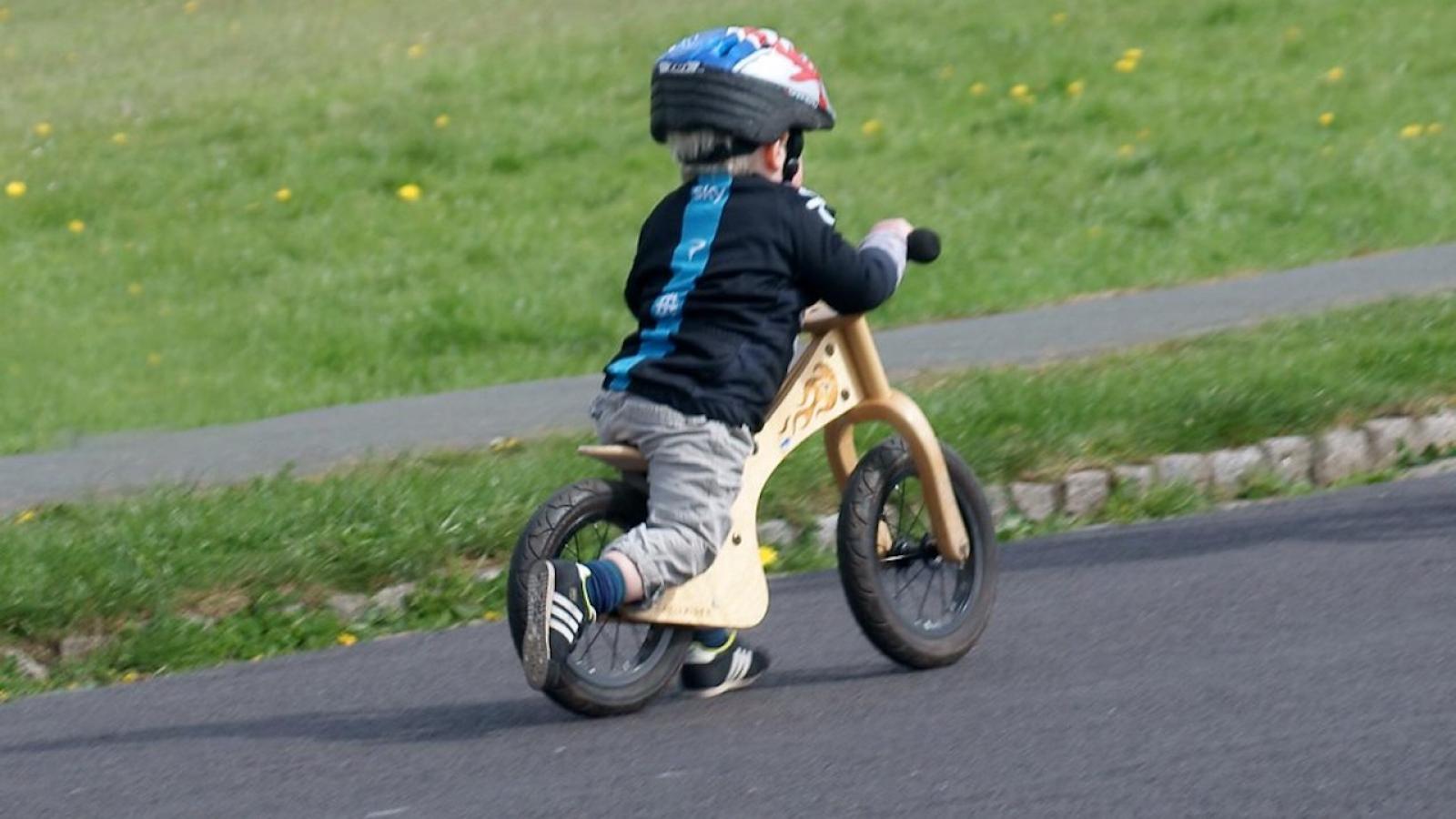 Les enfants vélo pour les enfants âgés de 3 ans d'âge préscolaire