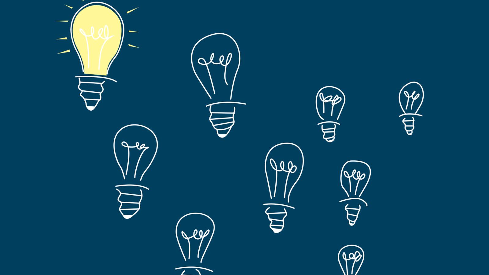 Plusieurs ampoules repr&eacute;sentant des id&eacute;es lumineuses