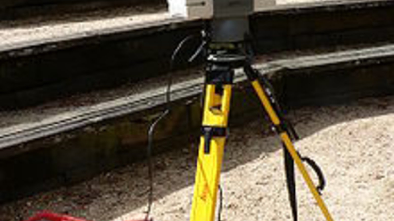 220px-Lidar_Copyright_David_Monniaux.jpg