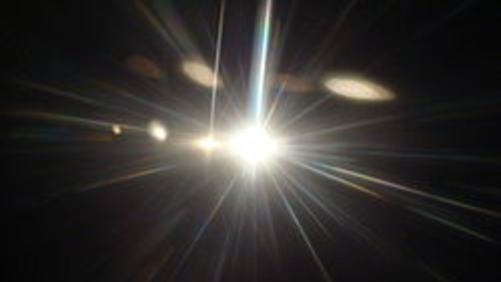 250px-light_shining2.jpg