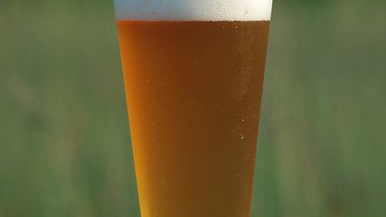 427px-weizenbier-ukko.jpeg