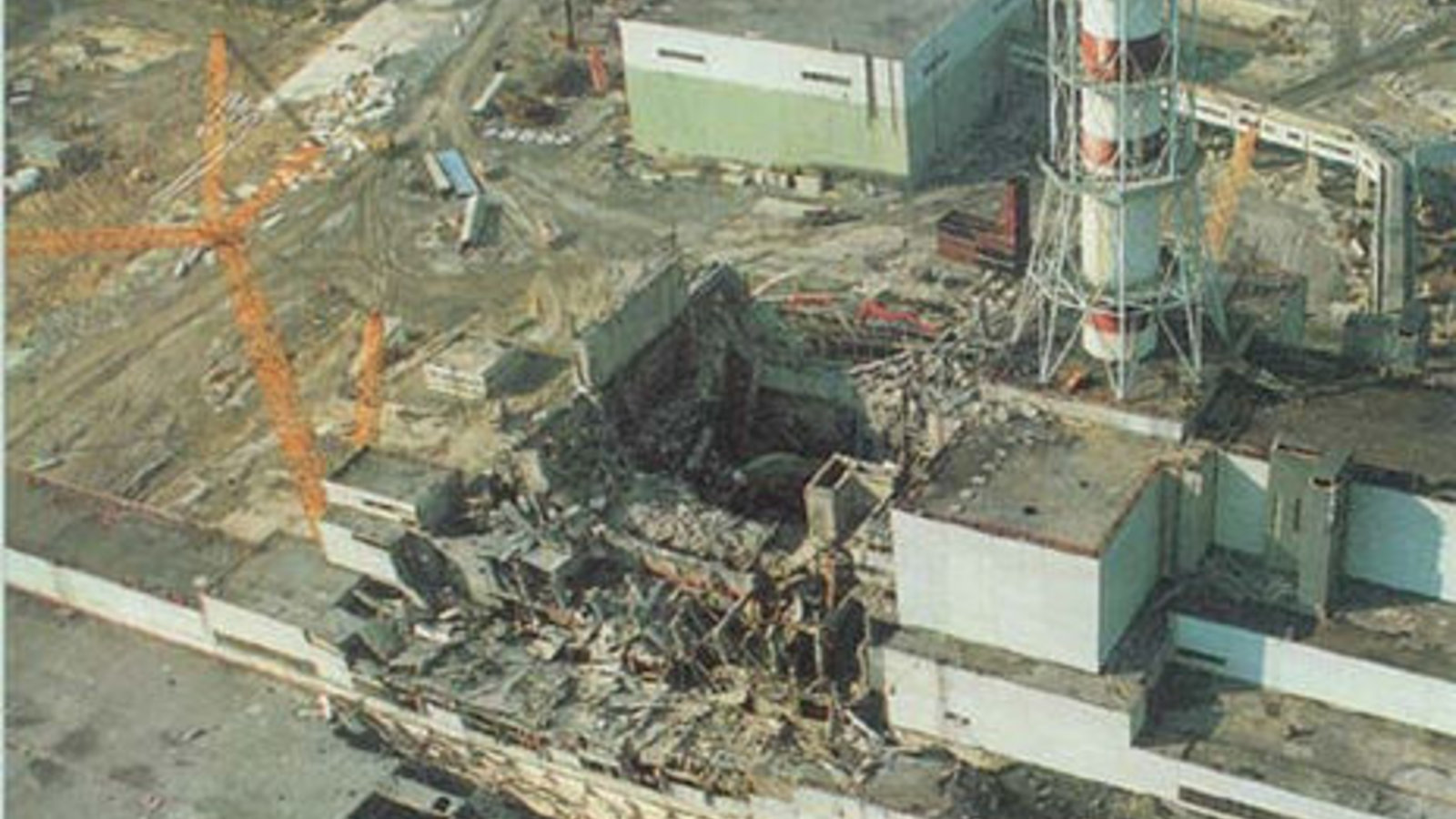 464px-chernobyl_disaster.jpg