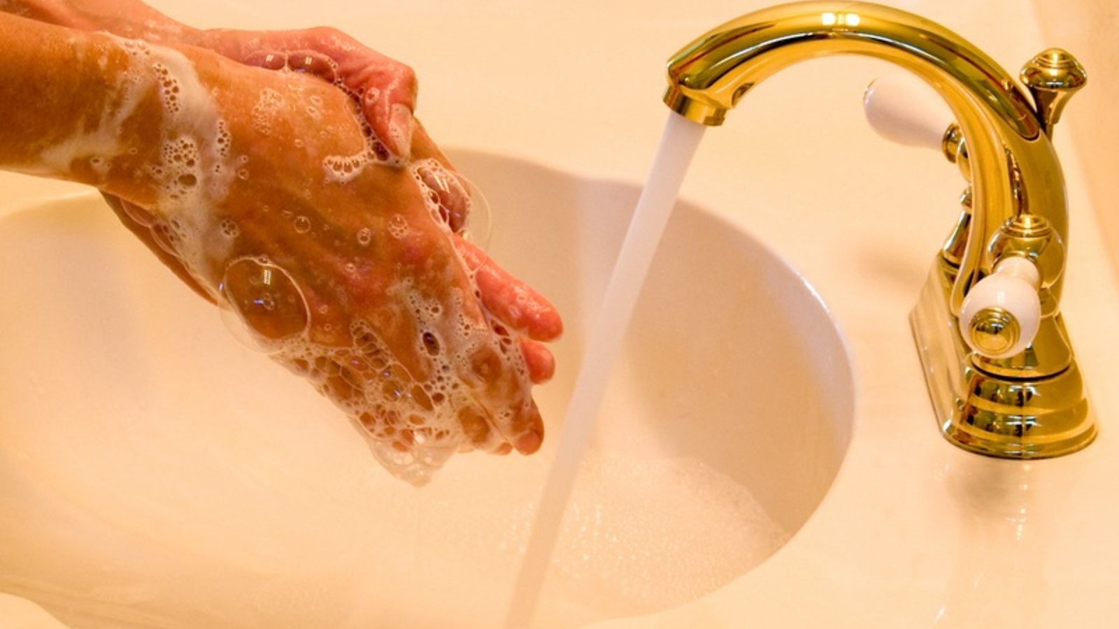 DT_washinghands.jpg