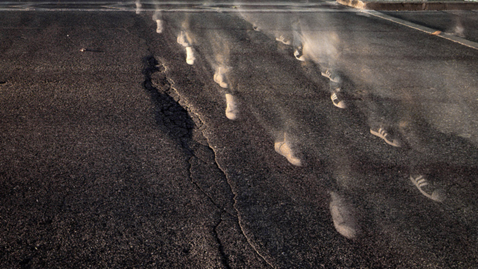 ghost_walk_pedro_moura_pinheiro.jpg