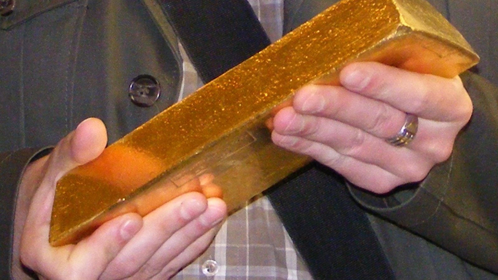 gold_bullion_2.jpg