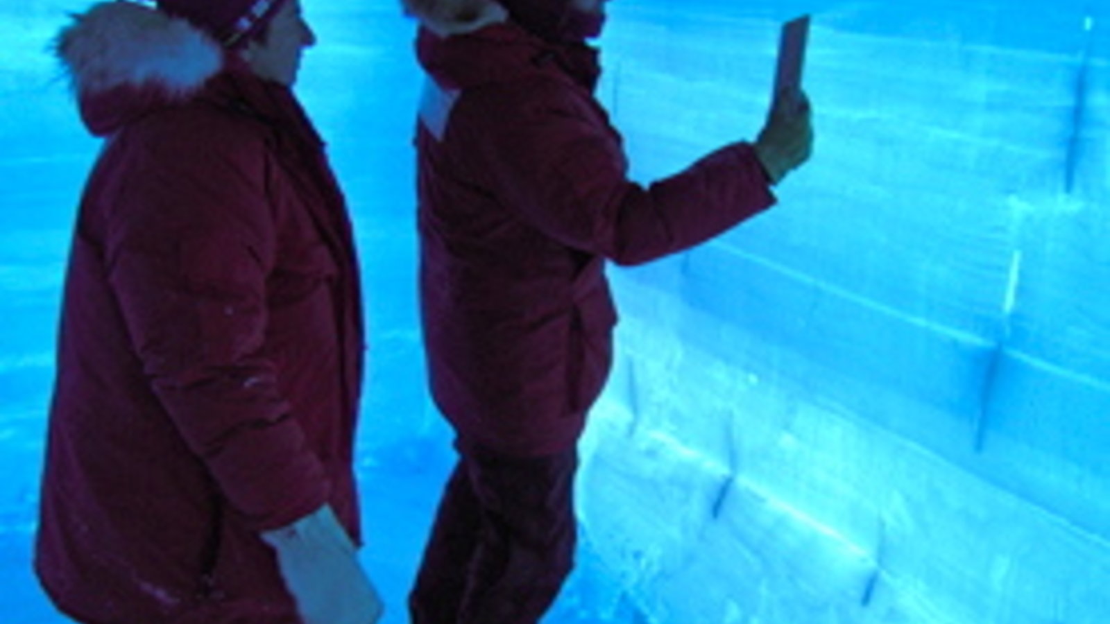 melting-glaciers-liberate-ancient-microbes_1.jpg