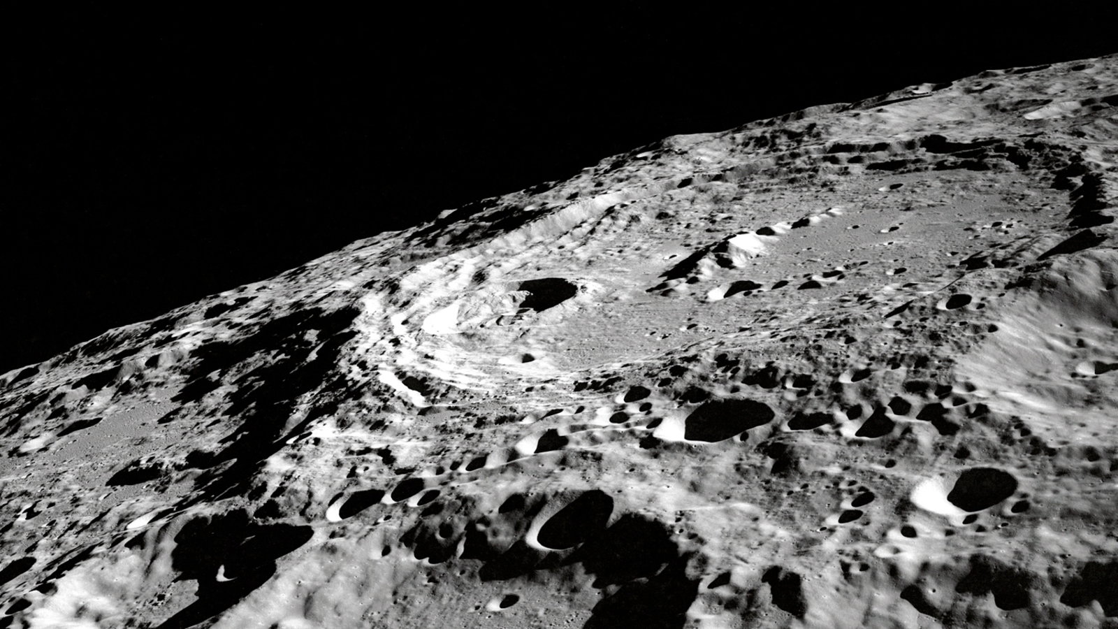nasa_moon_crater_302.jpg