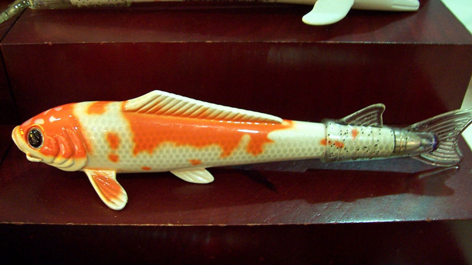 plastic_fish.jpg