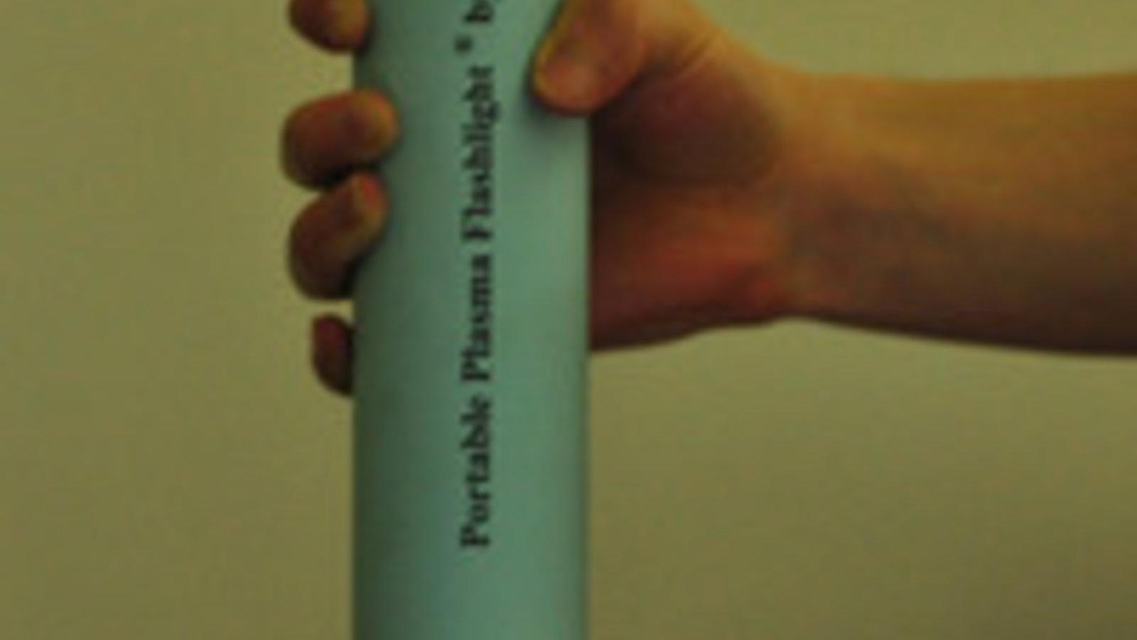 sn-flashlight-thumb-200xauto-12833.jpg