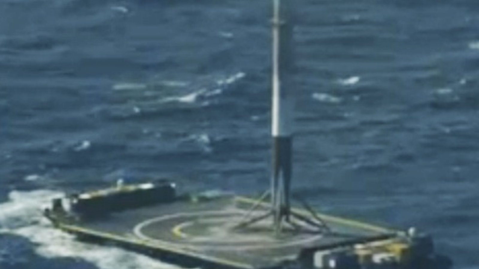 spacex_falcon9-ocean.jpg