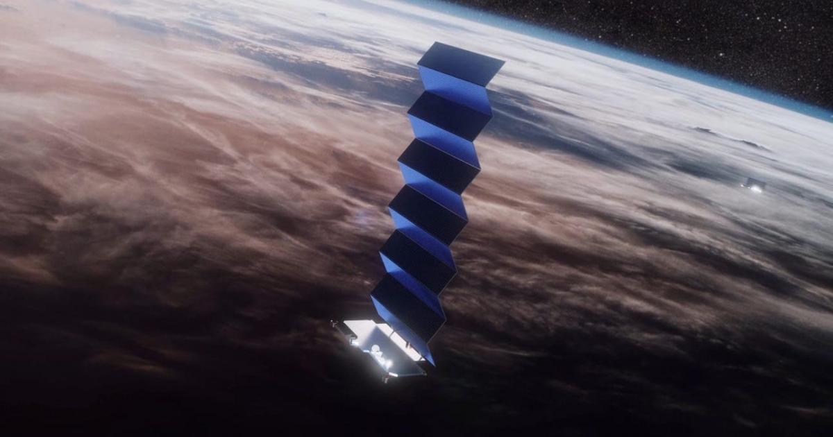 Starlink: satellites moving up and down