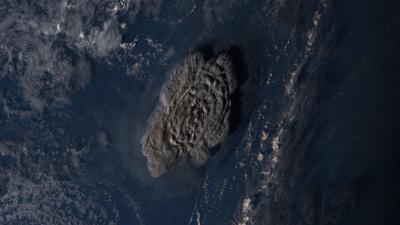 volcan-Tonga-150122.jpg