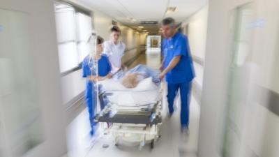 hopital-patient-infirmieres.jpg