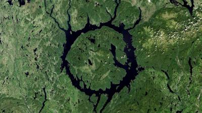 Manicouagan_Reservoir.jpg