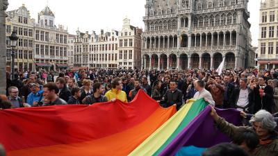 fierte-gay-manif-Bruxelles.jpg