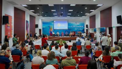 SantaMarta-conference.jpg