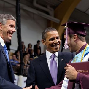 graduation obama.jpg (237.65 Ko)