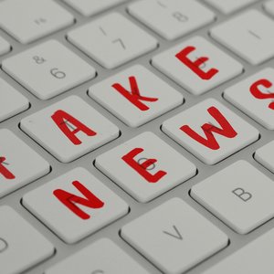 fake news 5.jpg (213.07 Ko) 