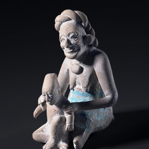 statue-Maya-femme.jpg