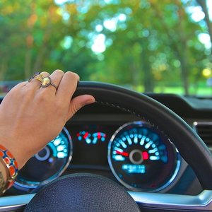 volant-voiture.jpg