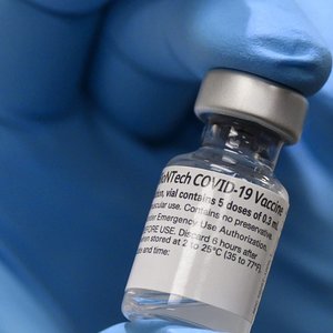 vaccin-Pfizer-BioNTech.jpg