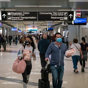 aeroport-COVID-masques.jpg