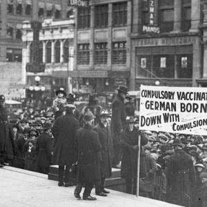 vaccin-manif-Toronto-1919.jpg