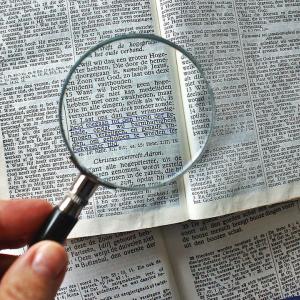 livre-loupe.jpg