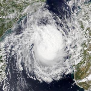 cyclone-Freddy-8 mars.jpg