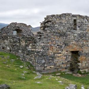 Groenland-ruine-Hvalsey.jpg