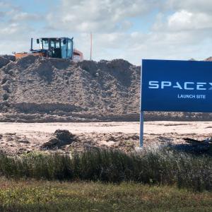 SpaceX-construction-Texas2019.jpg