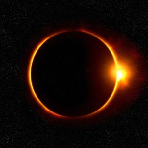 solar-eclipse-1482921_1920.jpg