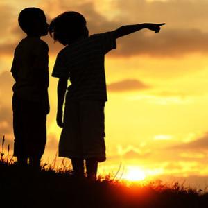 regarderlavenir carré.jpg