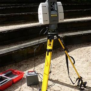220px-Lidar_Copyright_David_Monniaux.jpg