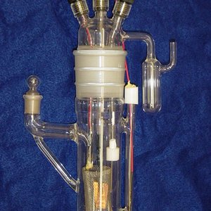 598px-spawar-_first_generation_cold_fusion_cell._photo_credit_steven_b._krivit.jpeg