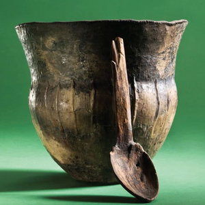 ancient-cooking-pot-and-w-001.jpg
