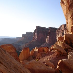 capitol_reef_cliffs_11.jpg