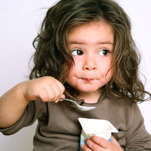 eating-yogurt1.jpg