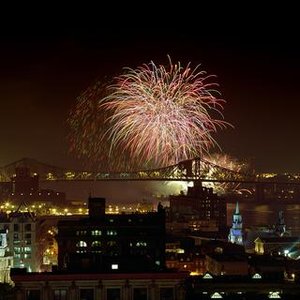 fete-festival-evenement-l-international-des-feux-loto-quebec-presente-par-telus-239677696.jpg