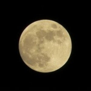full-moon-392643-m.jpg