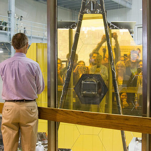 jwst_selfie_nasas_james_webb_space_telescope.jpg
