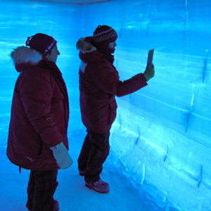 melting-glaciers-liberate-ancient-microbes_1.jpg