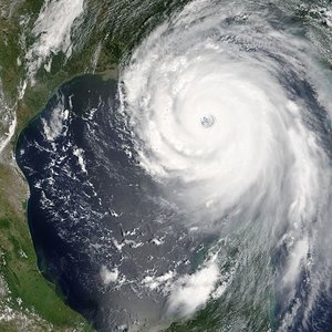 ouragan_jeffschmaltz_nasa_wc.jpg